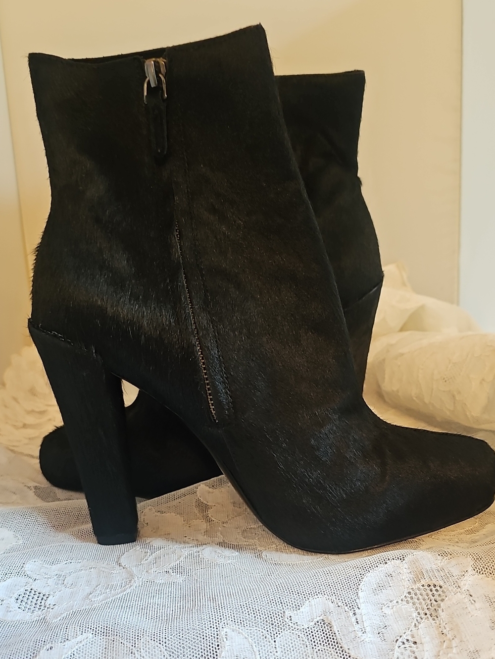 Theory Debra Black Calf Hair Heeled Ankle Boots Size 39.5 US 9-9.5
